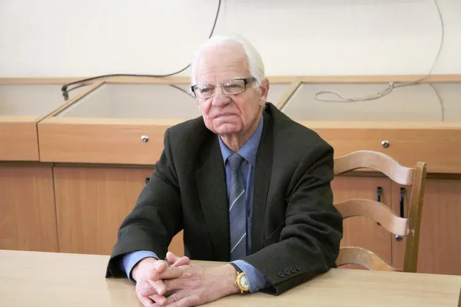 Легендарный декан могилевского истфака Петр Фролович Дмитрачков. Фото: msu.by