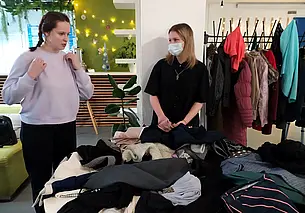 «Нашла классную юбку, которую ношу до сих пор». Мнения жителей Могилева о фримаркете