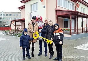 В Могилеве в рамках благотворительной акции открылся новый детский дом семейного типа