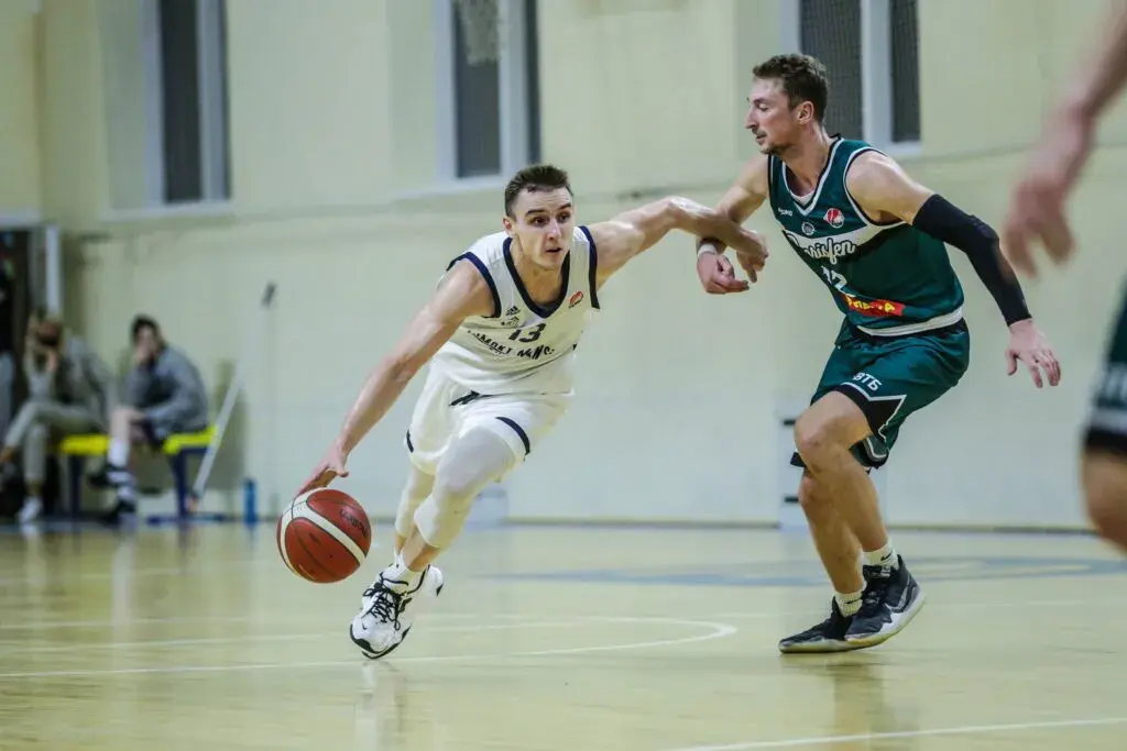 Борисфен - резервисты цмоков - 76:70. 15.12.2021. Фото Натальи Добриян