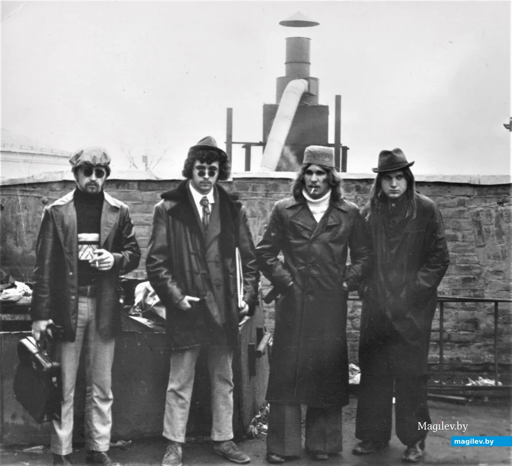 1970-е, Могилев. Александр Образцов (слева) с друзьями.