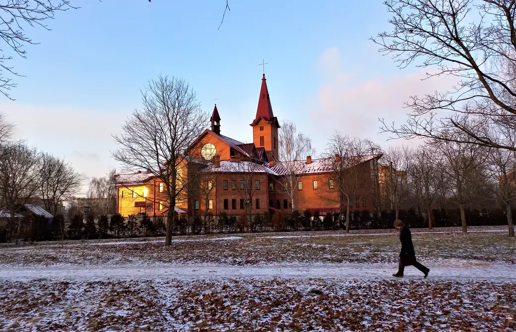 21.12.2021, Могилев, проспект Шмидта. Строящийся костел Святого Антония.