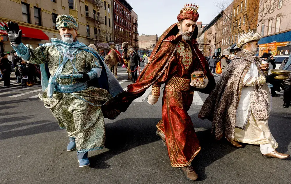 Гаспаре, Мельхиоре и Вальтасаре. Фото barcelona-excurs.org