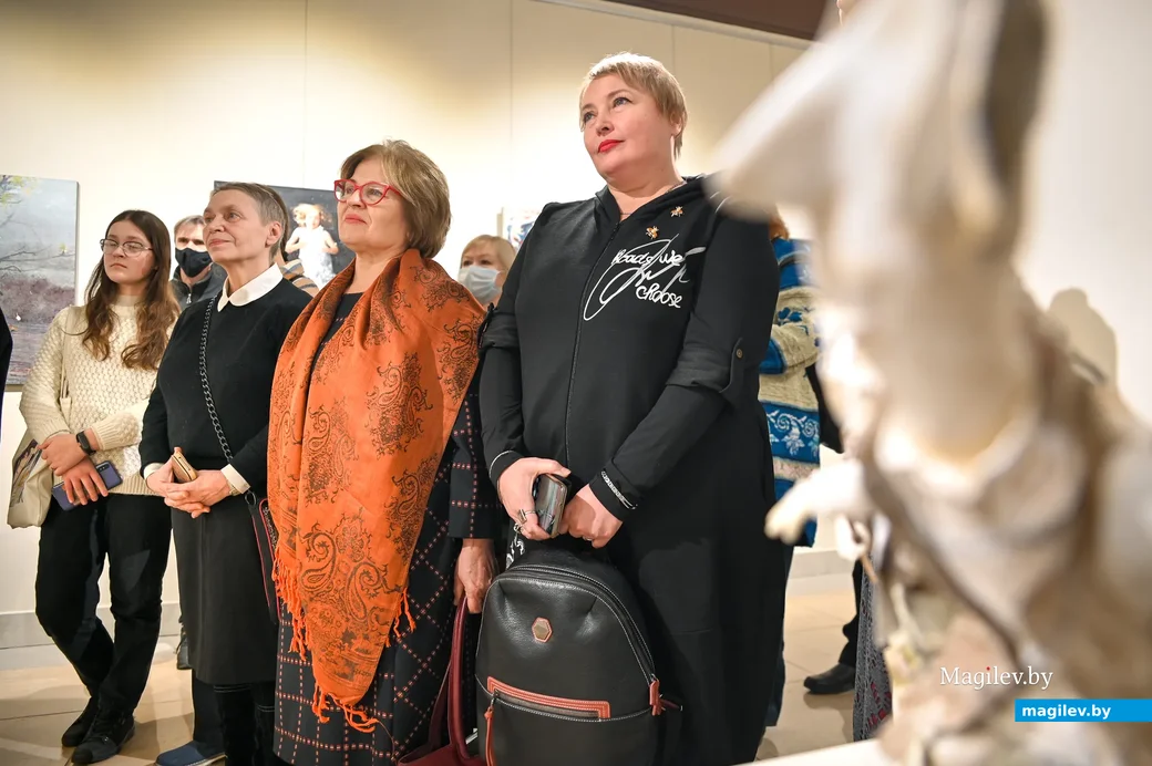 24.12.2021. Бобруйск. Выставка бобруйских художников «Картина маслом…» к 45-летию выставочного