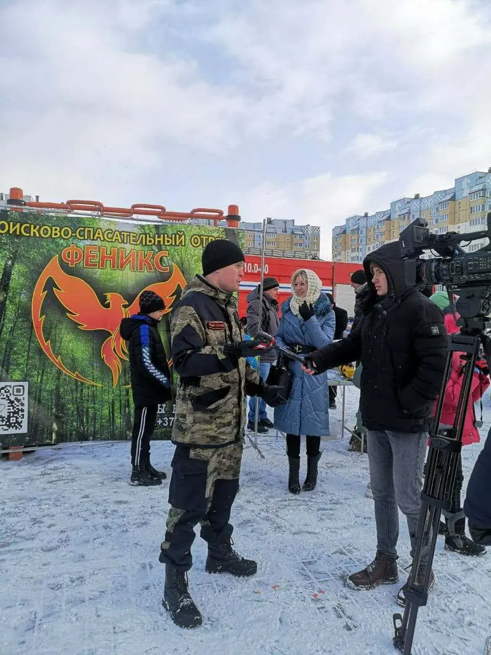 Волонтёры поисково-спасательного отряда «Феникс» участвуют в новогодних праздниках. 25.12.2021