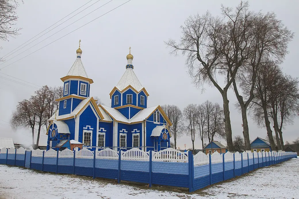 Храм Димитрия Ростовского в Выдренке построен без единого гвоздя