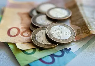 В СК рассказали, какой встречался максимальный и минимальный размер взяток в Беларуси