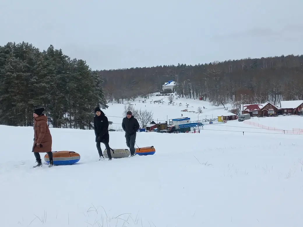 3.01.2022 г. Любишь кататься – люби и тюбинги таскать