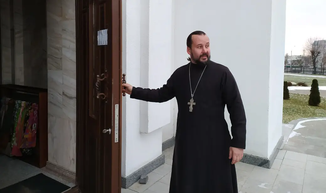 Клирик Спасо-Преображенского кафедрального собора г.Могилева, настоятель храма в аг. Межисетки иерей Виктор Никишов