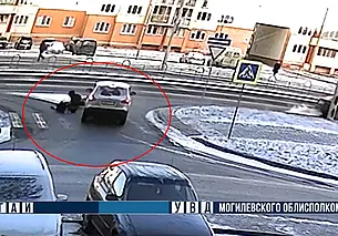 В Могилеве водитель сбил двух девочек на пешеходном переходе и скрылся с места ДТП