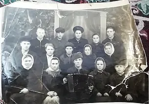 История обычной семьи. 13 детей, ужи и кобыла Зойка. Ч. 1.