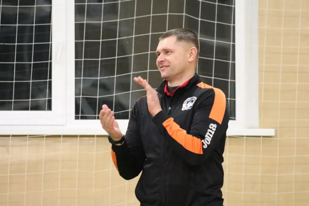 Волейбольная команда «Коммунальник» вырвала победу у минчан. 14.01.2022