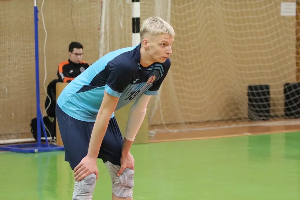 Волейбольная команда «Коммунальник» вырвала победу у минчан. 14.01.2022