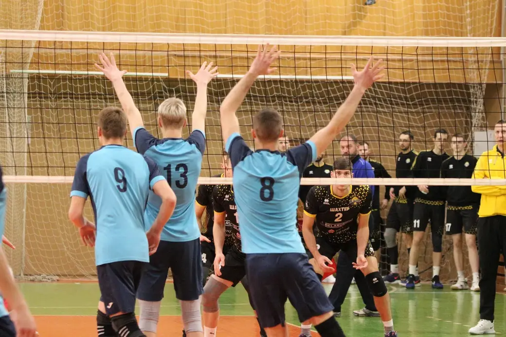 Волейбольная команда «Коммунальник» вырвала победу у минчан. 14.01.2022