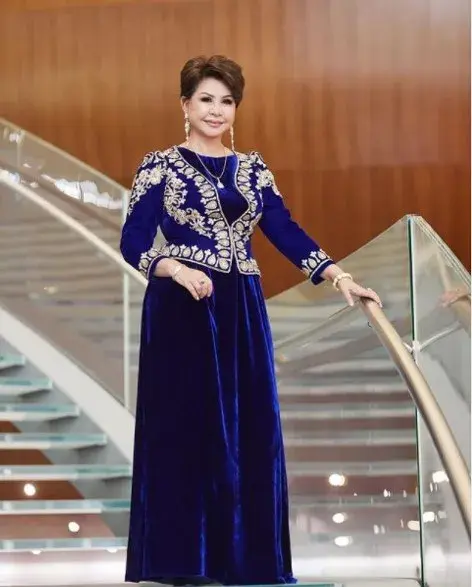 В творчестве казахская певица консерватор. Фото: instagram.com/rozarymbaeva