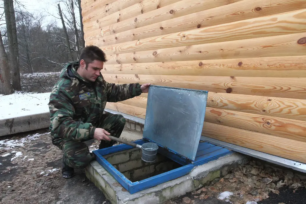 Вода в мхиничской криничке невероятно вкусная