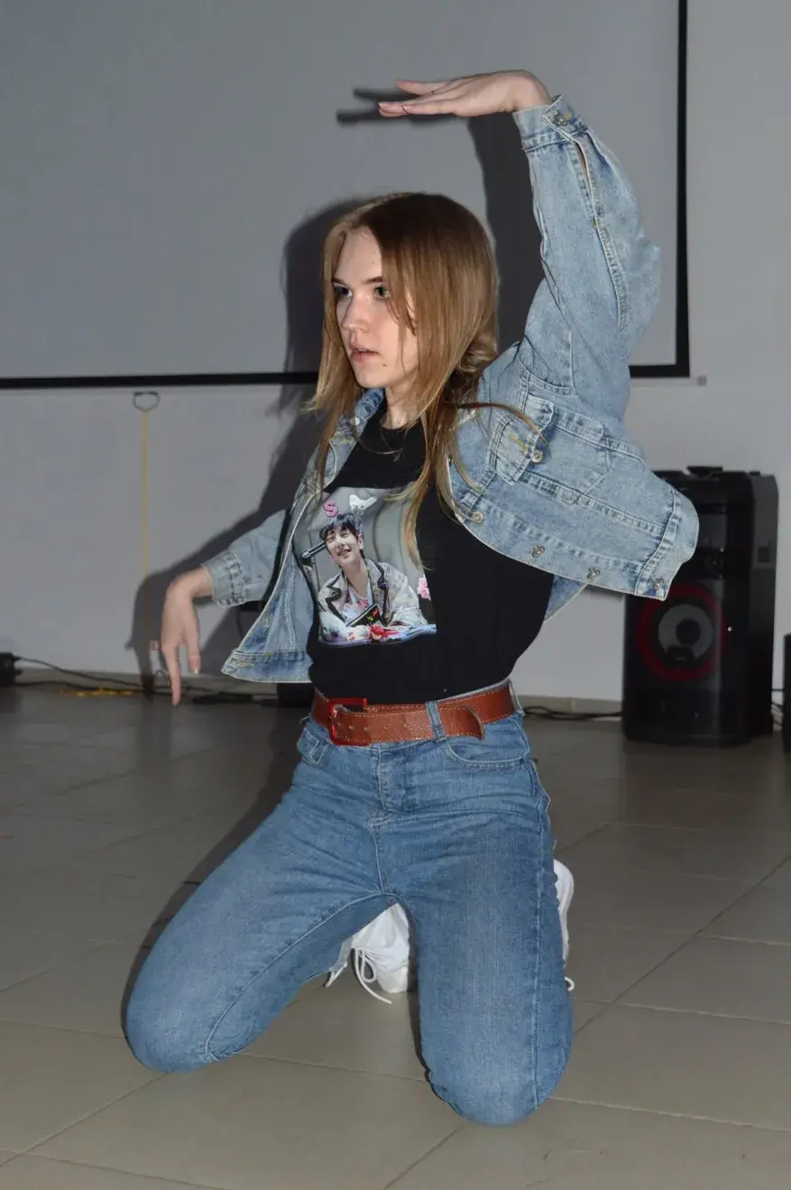 На вечеринке.