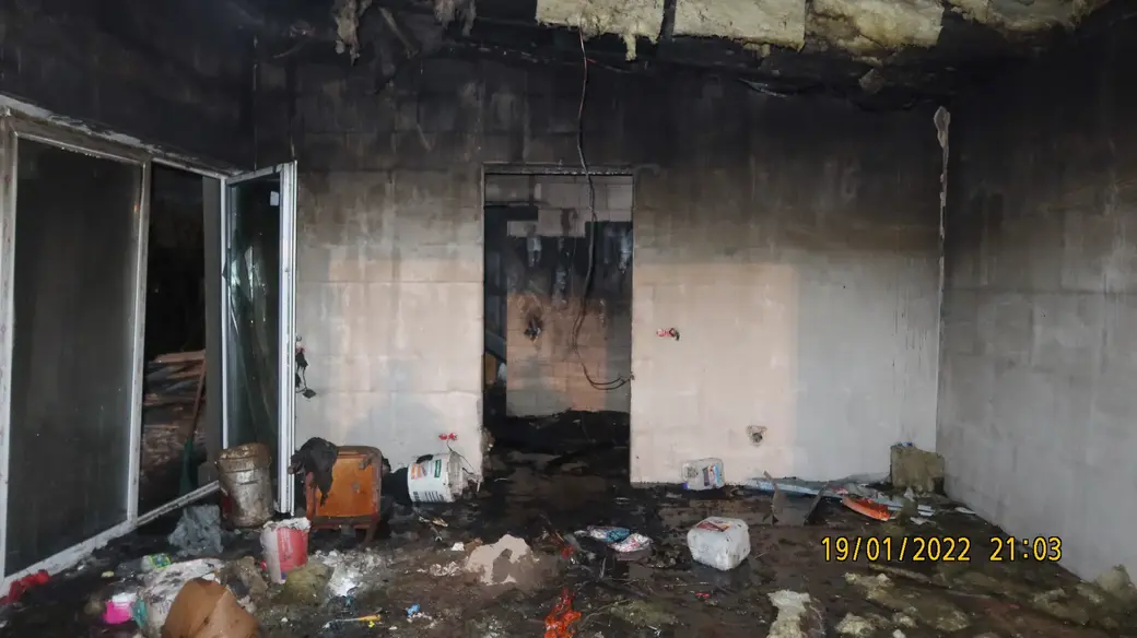 Пожар в многоэтажке: ребенок играл с пистолетом-зажигалкой