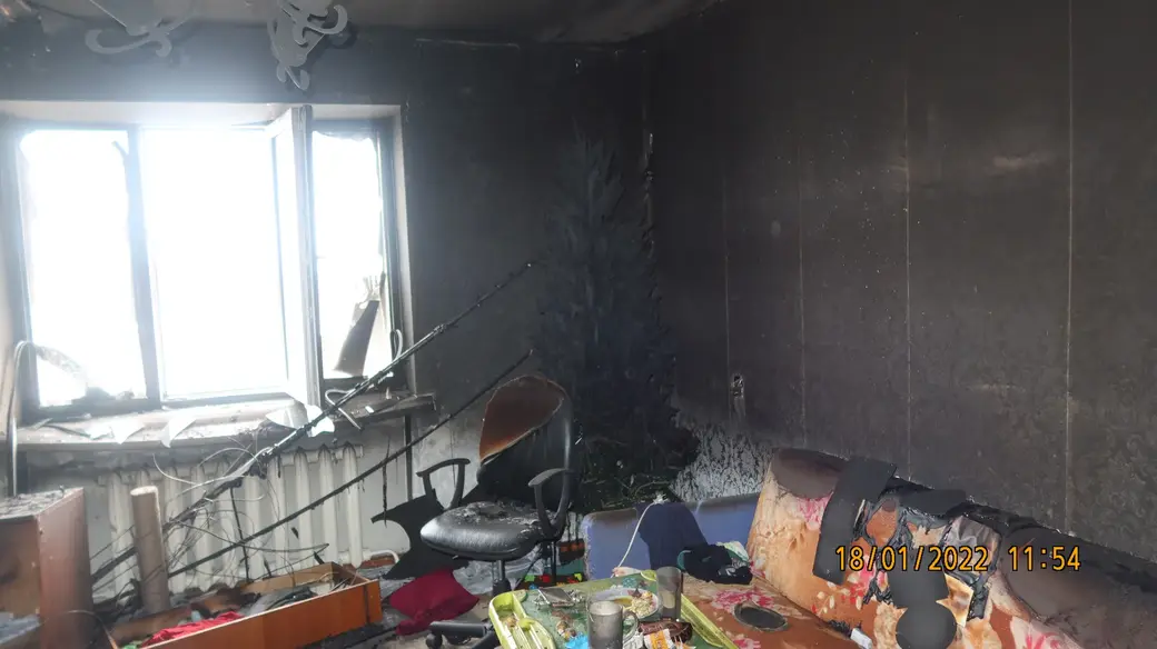 Пожар в многоэтажке: ребенок играл с пистолетом-зажигалкой