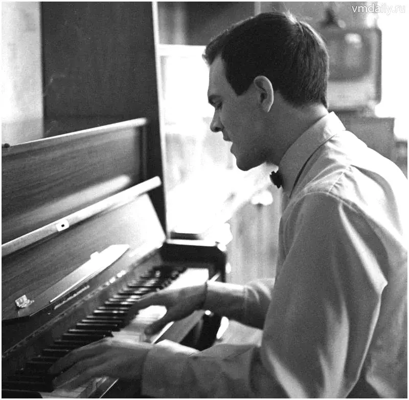 Муслим Магомаев в период стажировки в Италии, 1964 год