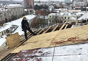 Магілеўскі фарны касцел: што адбываецца праз тыдзень пасля ўрагану?