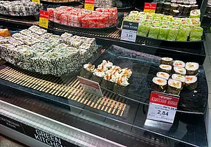 Суши-торт и свинина по-корейски: разнообразьте день с азиатской кухней в GREEN