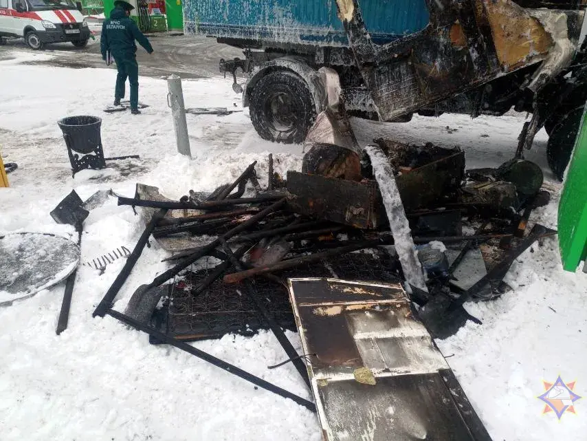 В Могилеве водитель отогнал загоревшийся грузовик от АЗС. Никто не пострадал. 27.01.2022