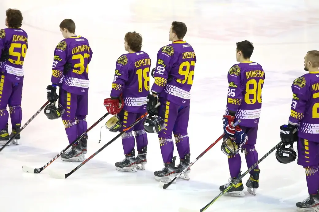 Могилевские хоккеисты в овертайме уступили брестчанам. 27.01.2022. Могилев