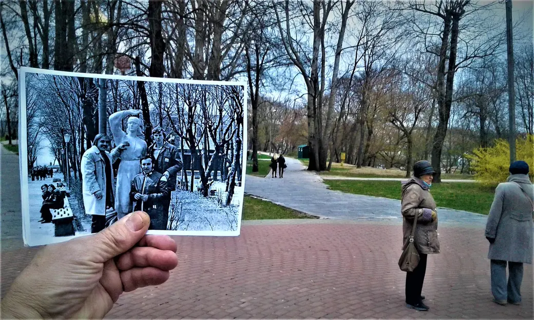 Могилев, у танцевальной площадки парка Горького сегодня и в «позапрошлой» жизни. Да, здесь происходили всевозможные баталии