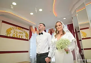 «Дату 02.02.2022 выбрали не случайно». Пара молодоженов рассказала о дне свадьбы и знакомстве