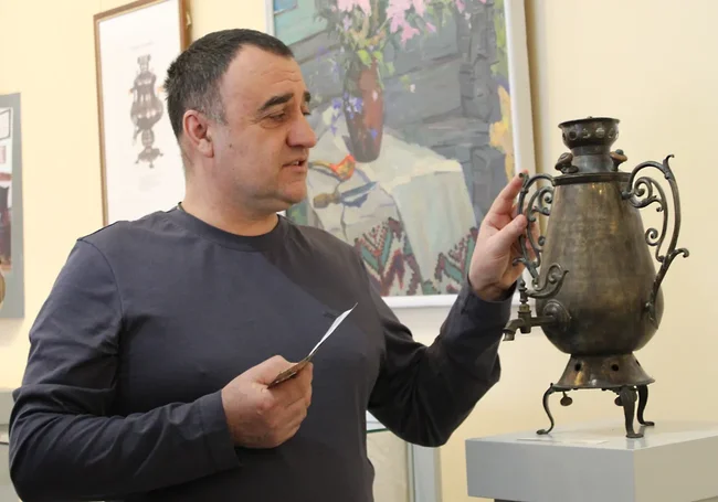 Щедрый, круглый, золотой: выставка тульских самоваров открылась в Могилеве