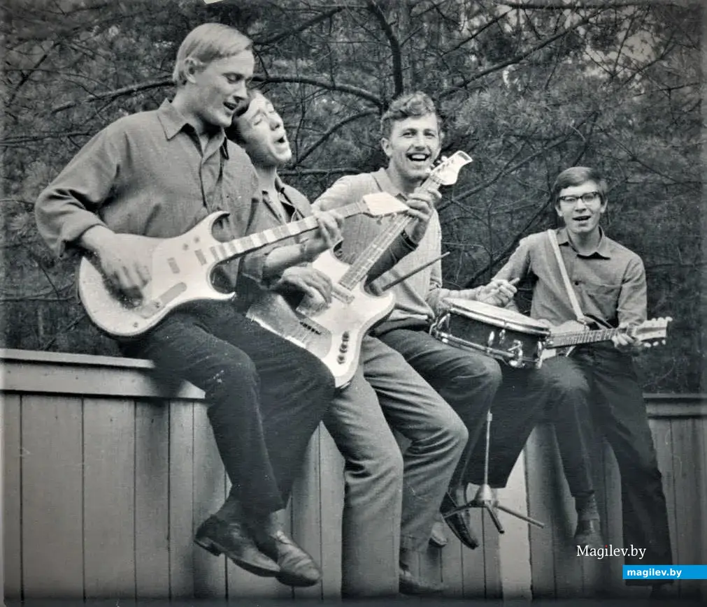 Этих «оптимистов» знали не только в лицо.