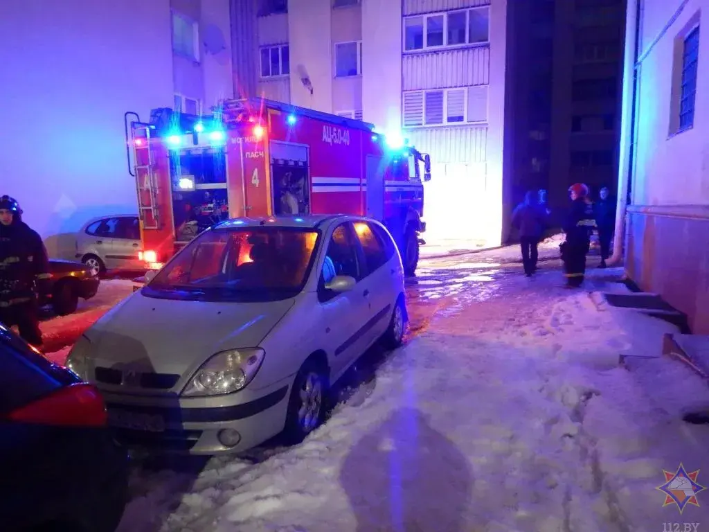 Могилев, 07.02.2022. Пожар в многоквартирном доме на ул. Пионерский