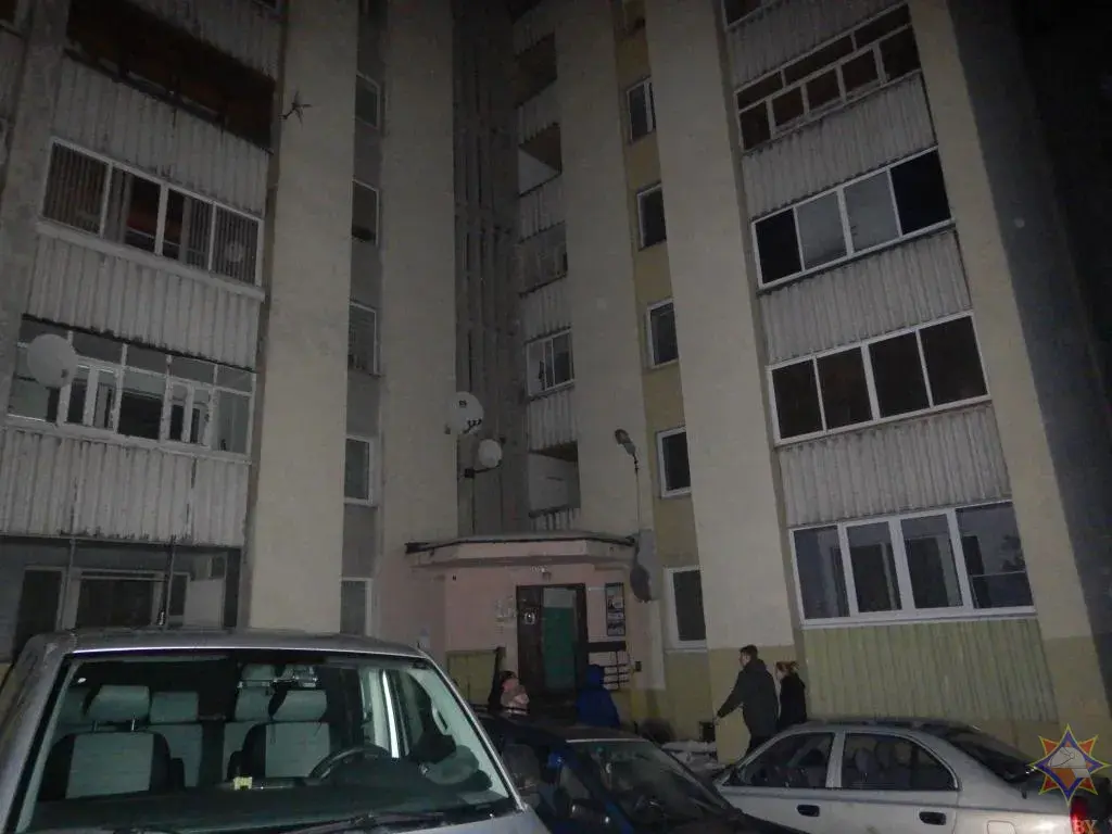 Могилев, 07.02.2022. Пожар в многоквартирном доме на ул. Пионерский