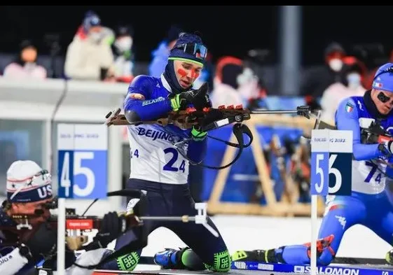 Первую медаль для Беларуси на зимней Олимпиаде в Пекине завоевал биатлонист Антон Смольский