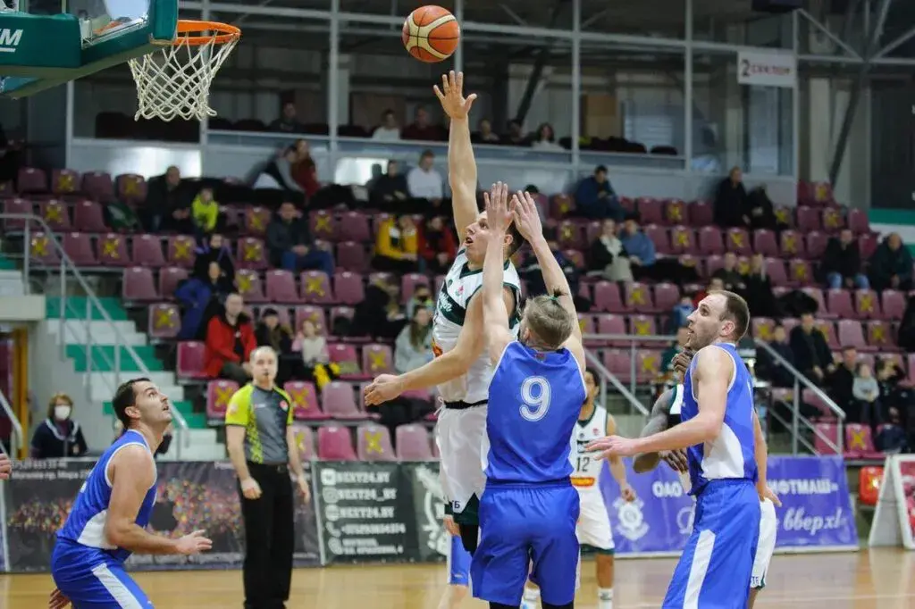 Борисфен - БГУИР. 05.02.2022. Счет 73 - 61. Фото: Александр Гребенев