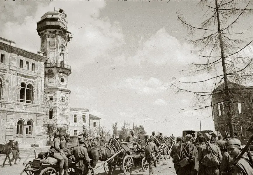 Ратушная площадь. Могилев, 1944 г. Фото из архива Олега Давида Лисовского