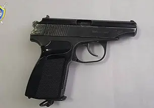 В Черикове хулиган в качестве извинения выстрелил в девушку из пневматического пистолета