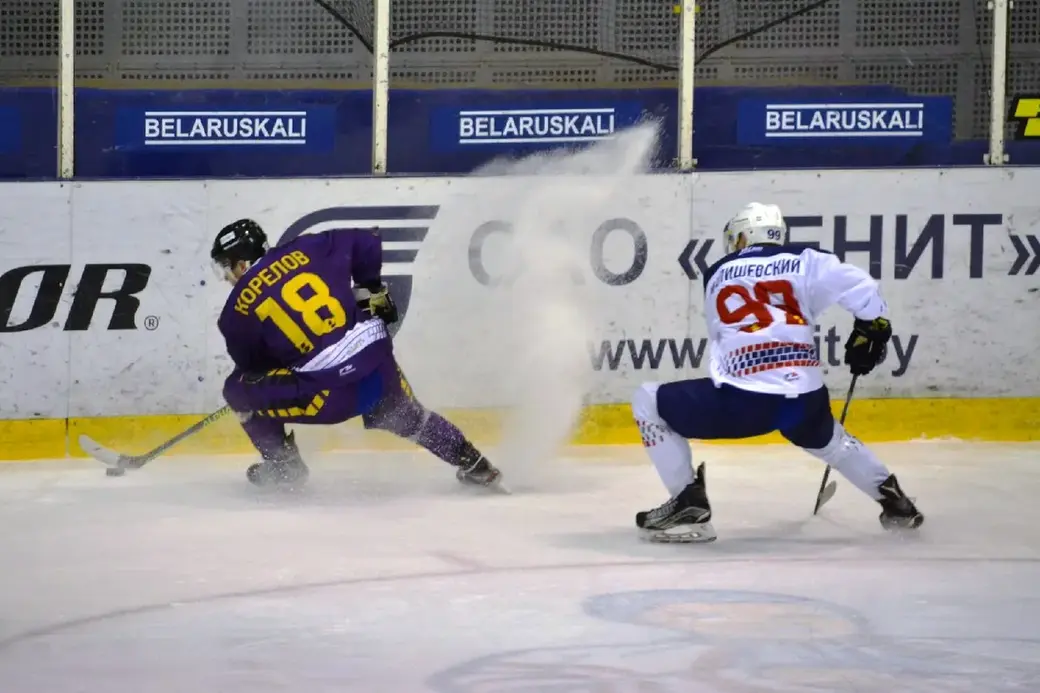 Могилевские хоккеисты переиграли лидчан - 3:2. Ждем выхода в плей-офф!!!