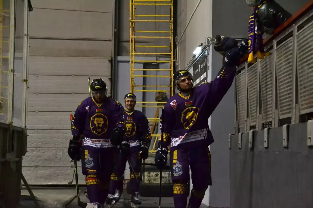 Могилевские хоккеисты переиграли лидчан - 3:2. Ждем выхода в плей-офф!!!