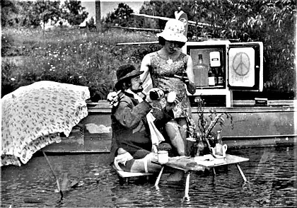 Однажды в Могилеве. Не только подводная, но и надводная Желтая лодка