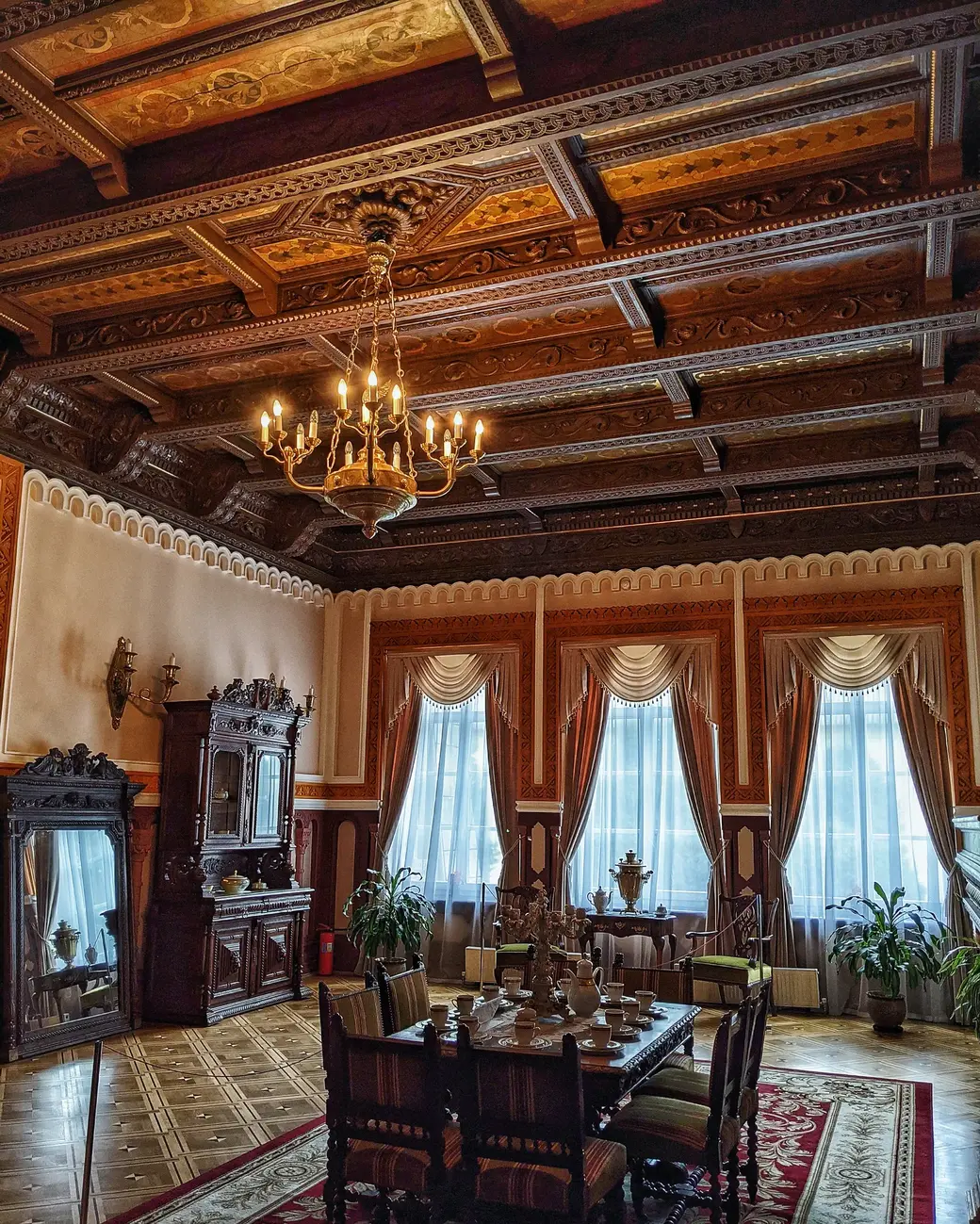 «Усадебно-парковый комплекс XIX века Козелл-Поклевских» в Красном Береге.