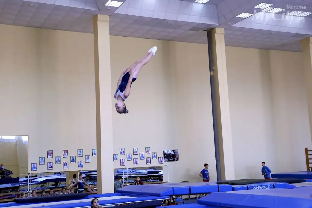Могилевские спортсмены успешно выступили на первенстве Беларуси по прыжкам на батуте