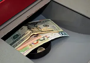 Что будет с долларом в Беларуси, и стоит ли вкладываться в юань. Прогноз от Лукашенко