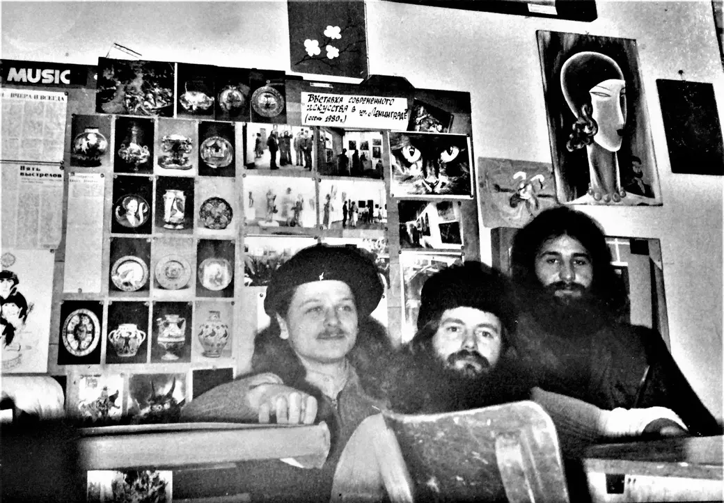 Серый (слева), Валик Михайлов и Миня. Могилев, мастерская Михайлова, начало 1980-х