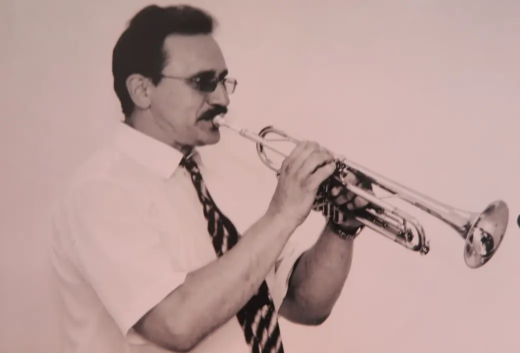 Владимир Андреенко в душе был и остается музыкантом...