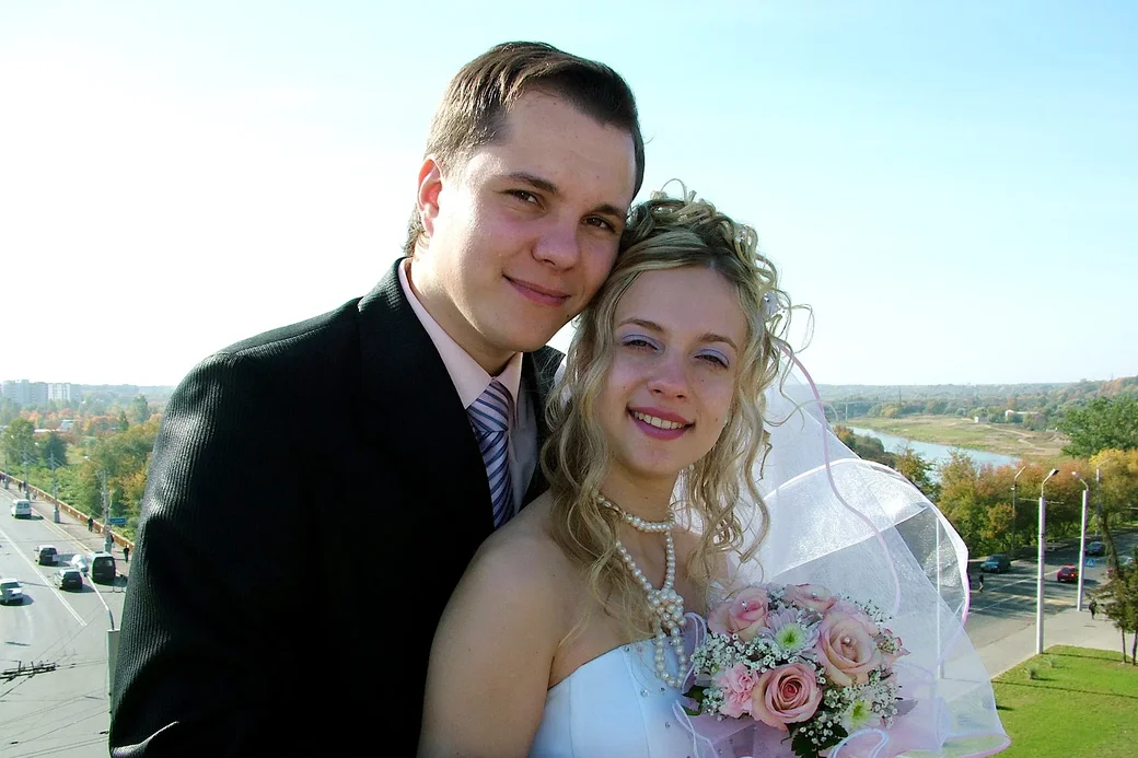 Вот так наши герои выглядели в день свадьбы - 14 лет назад