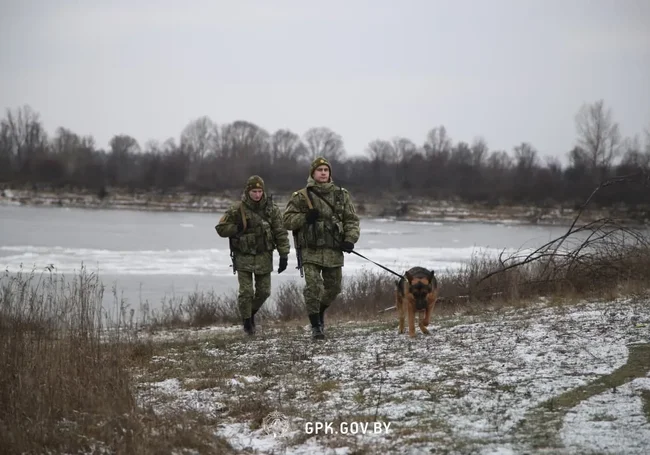 Госпогранкомитет: запрета на выезд мужчин из Беларуси нет