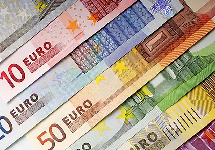 Нацбанк: Белорусы в июле продали валюты больше, чем купили