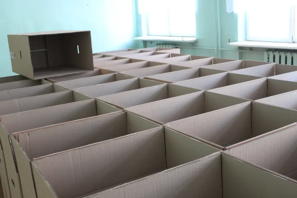 01.01.2022 г. Круглянский район. Тара, готовая к загрузке цветами.